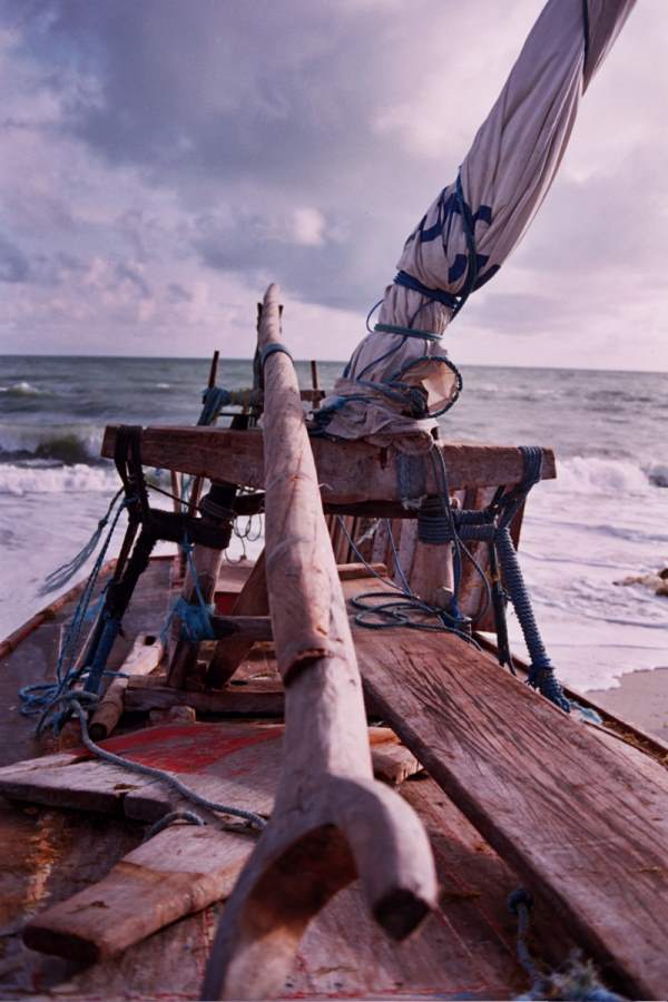 The boom at rest on the tabernacle and forquilha.